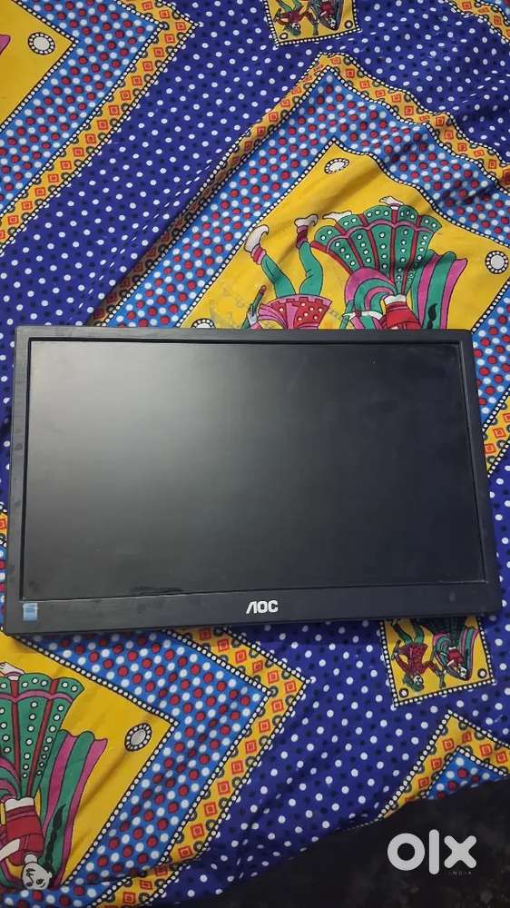 Aoc e1670swu