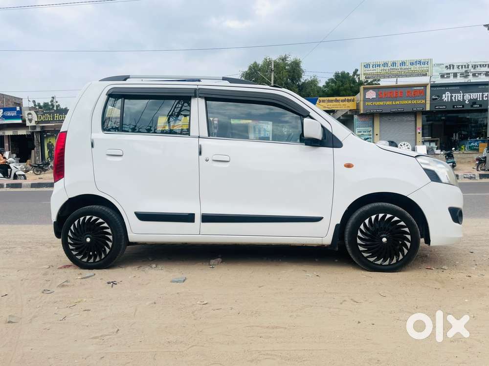 Maruti Suzuki Wagon R 1.0 Vxi, 2017, Petrol