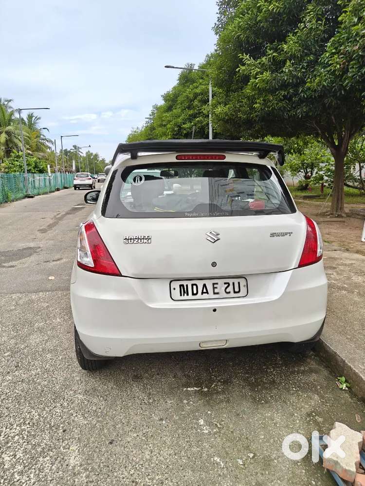 2016 Maruti Suzuki Swift Lxi Petrol Manual