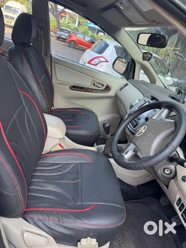 Toyota Innova 2012 Diesel Well Maintained