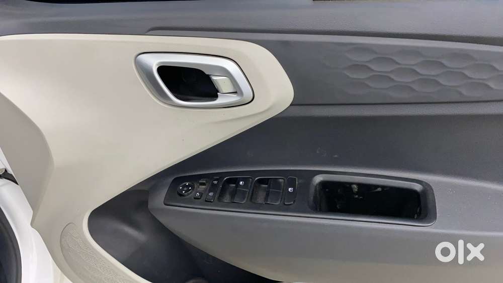 Hyundai Aura Sx Plus Automatic, 2025, Petrol