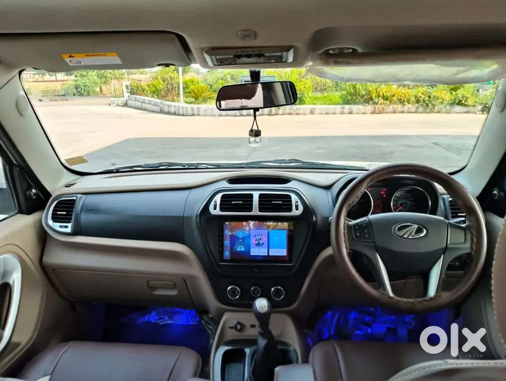 Mahindra Tuv 300 2018
