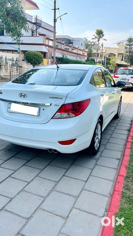 Hyundai Verna 1.6 Sx (o) Vtvt, 2012, Petrol