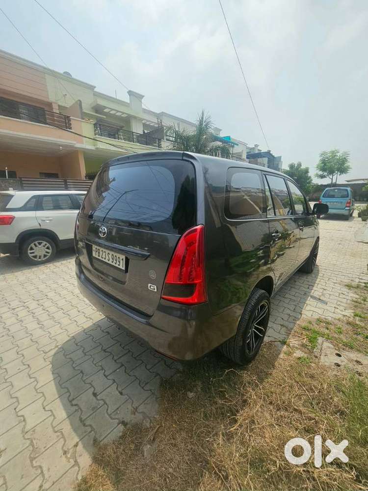 Toyota Innova 2.5 Gx 7 Str Bs-iii, 2015, Diesel