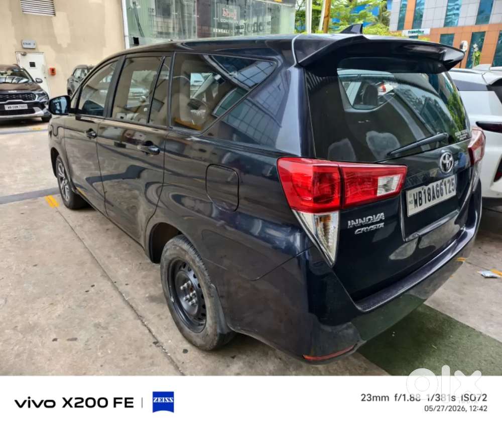 Toyota Innova Crysta [2020-ongoing] 2.4 Gx 8 Str, 2022, Diesel