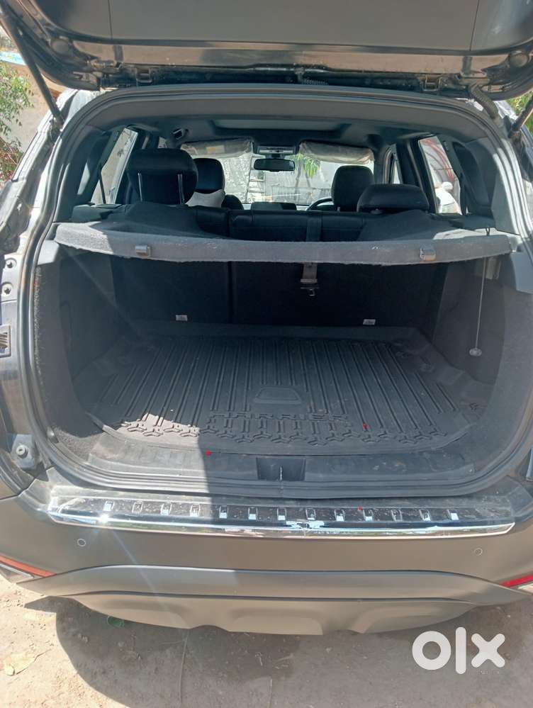 Tata Harrier Xz Plus Dark Edition, 2022, Diesel