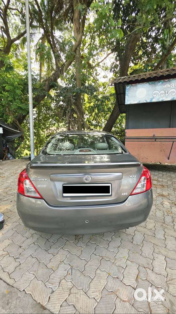 Nissan Sunny Edition 2013 -petrol