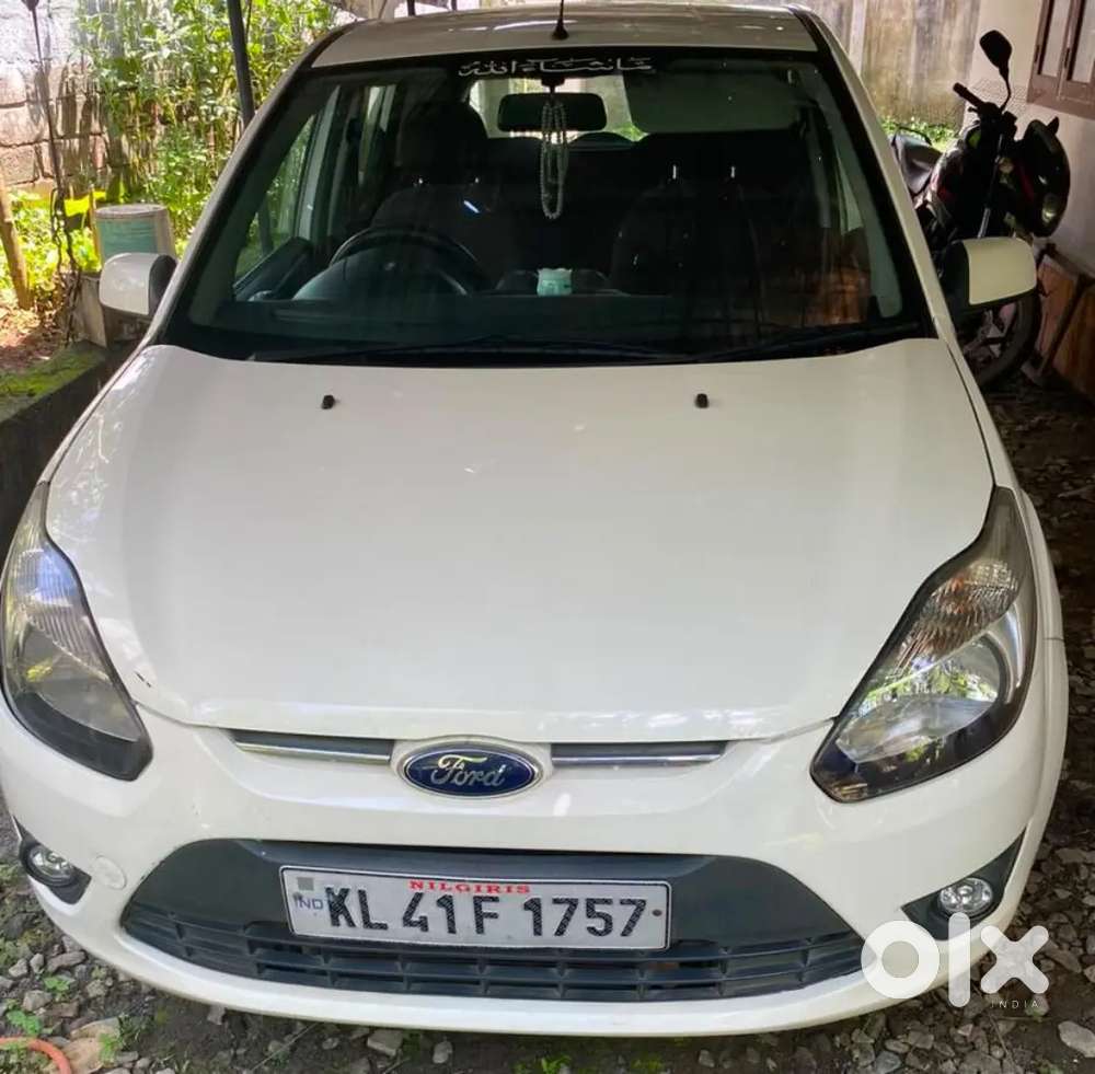 Ford Figo 2014 Petrol 60800 Km Driven