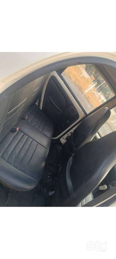 Tata Nano Xe, 2011, Petrol