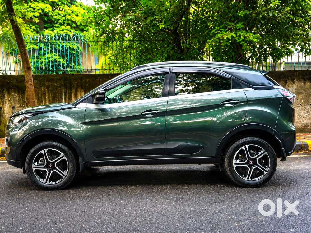 Tata Nexon, 2022, Petrol