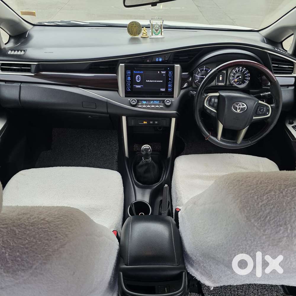 Toyota Innova Crysta 2.4 V 8 Str, 2017, Diesel