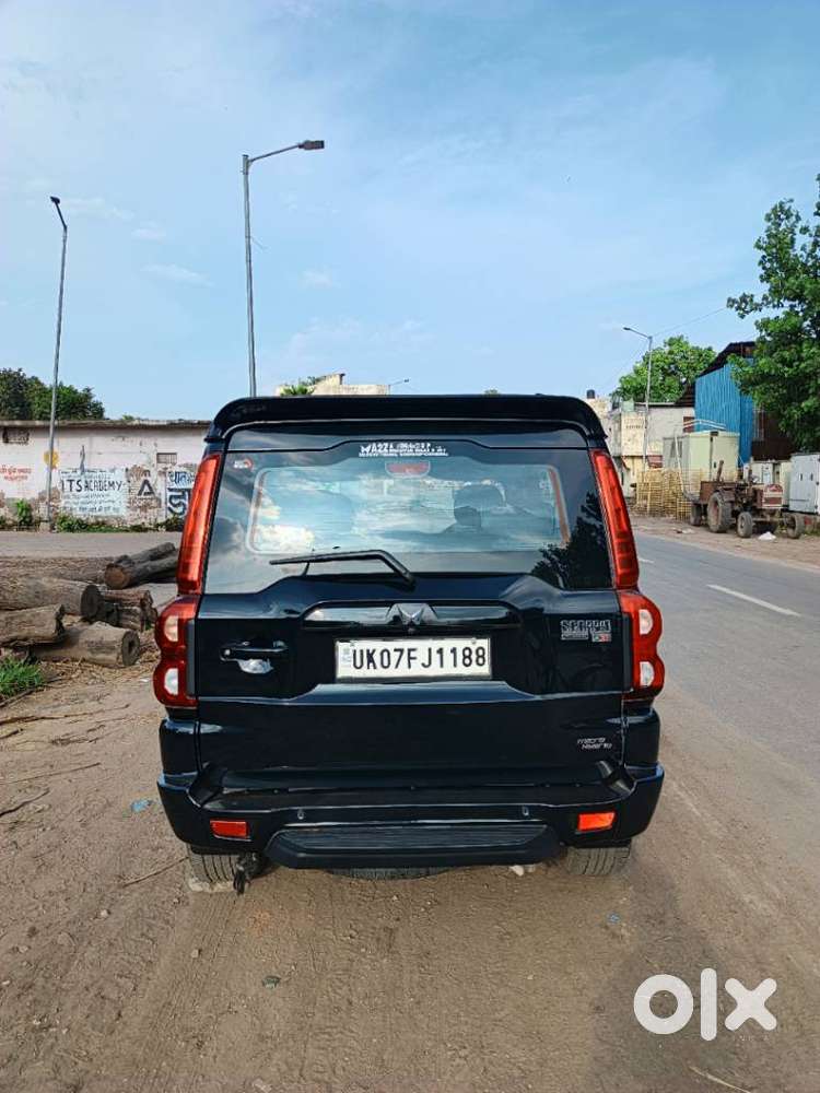 Mahindra Scorpio Classic 2.2 S 11 Mt 7 Cc, 2023, Diesel