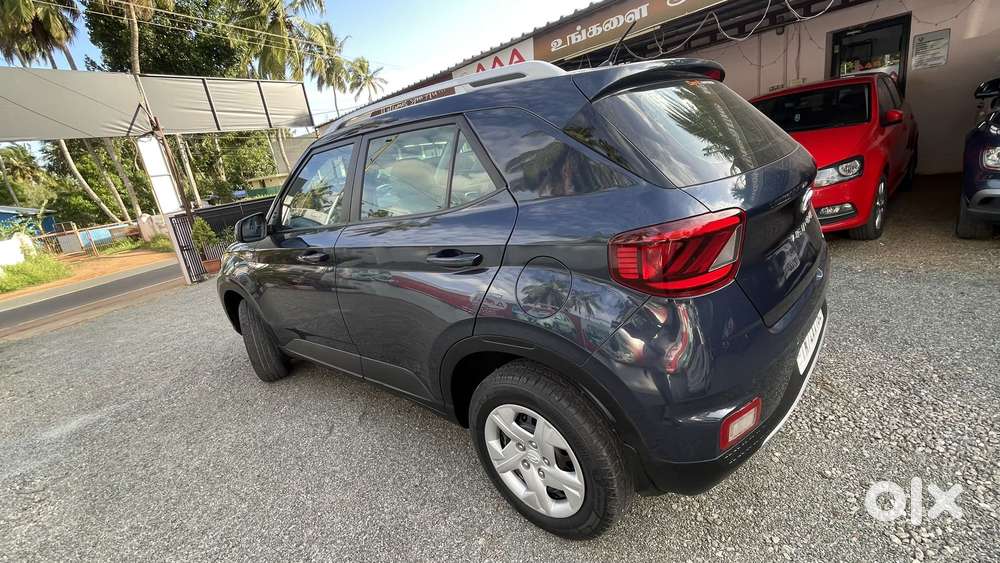 Hyundai Venue S Mt 1.2 Kappa, 2020, Petrol