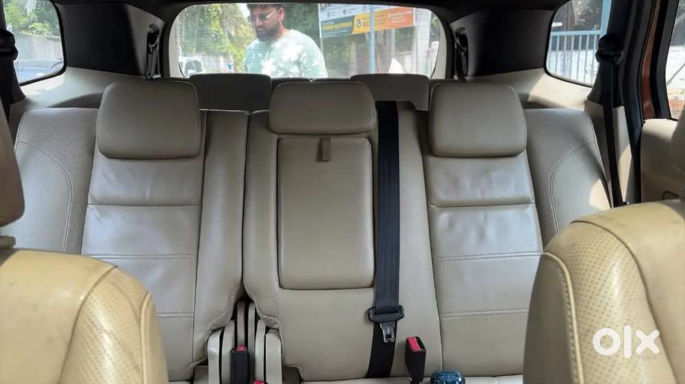 2017 Ford Endeavour 3.2 Titanium 4x4 At Diesel | 1.39 Lakh Km