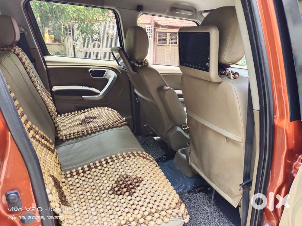 Mahindra Tuv 300, 2016, Diesel