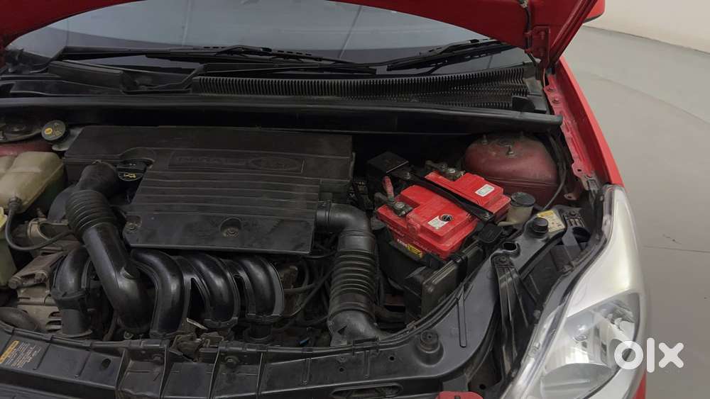 Ford Figo 2010-2012 Petrol Zxi, 2013, Petrol