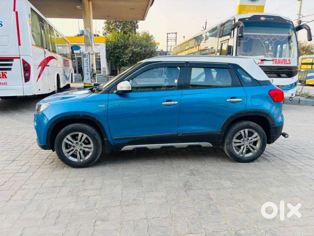 Maruti Suzuki Brezza Zdi+ Dual Tone, 2017, Diesel