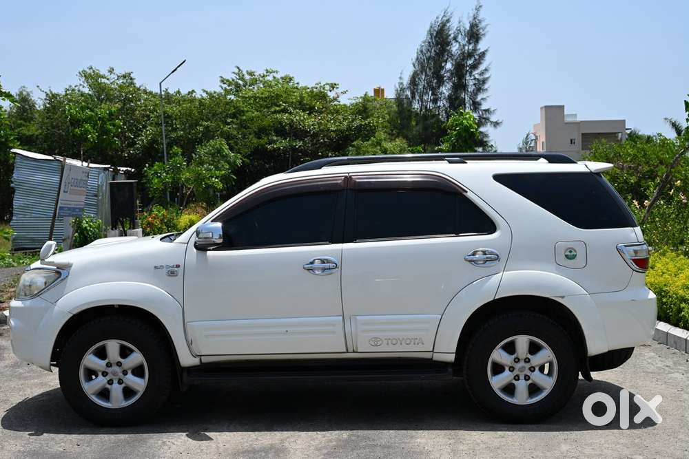 Toyota Fortuner Diesel 2010