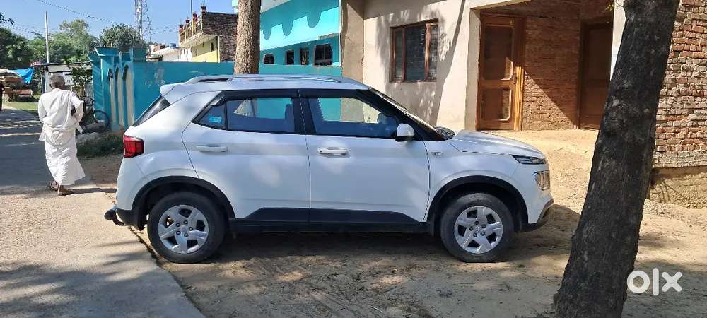 Hyundai Venue 2021 Petrol Good Condition