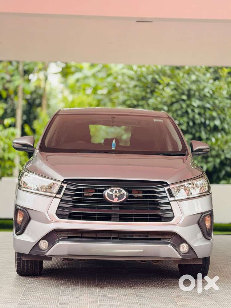 Innova Crysta 2.4 Diesel Automatic