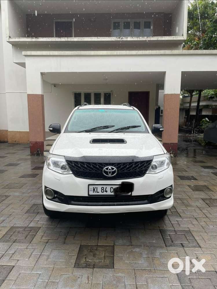 Toyota Fortuner 4*2 Automatic 2014