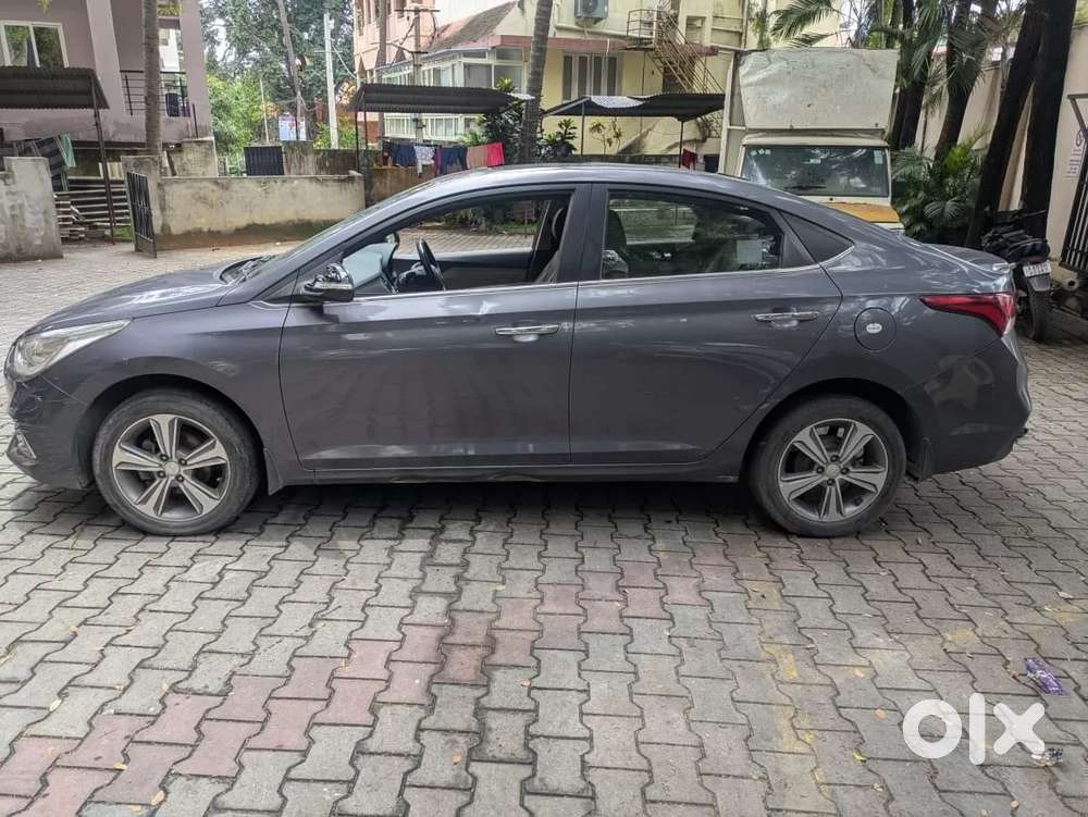 Hyundai Verna Fluidic 1.6 Vtvt Sx, 2017, Petrol