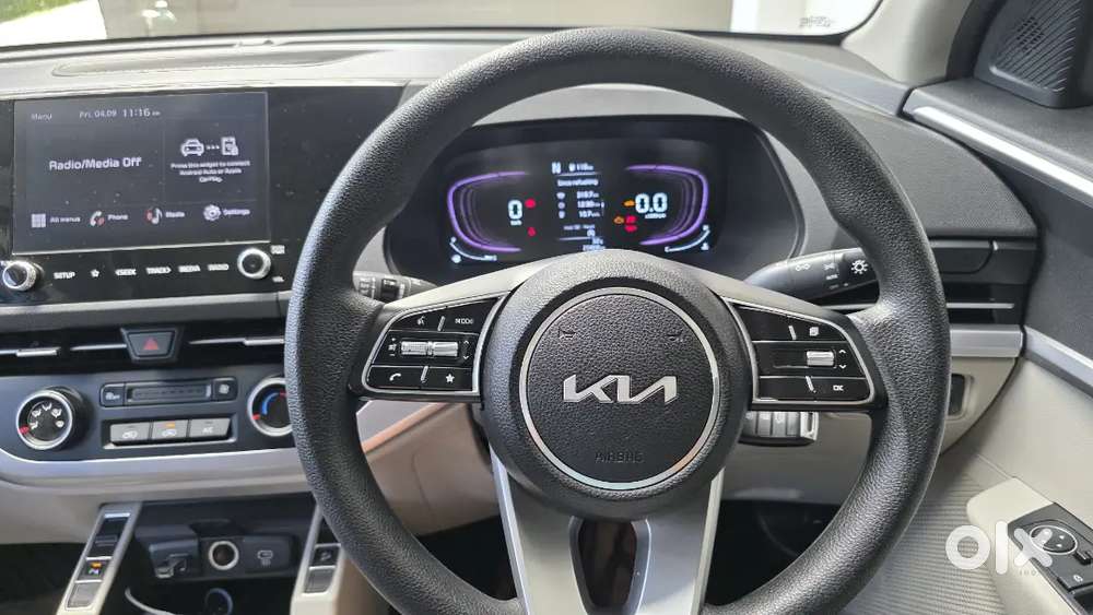 Kia Carens Prestige 1.5 Imt Transmission 7 Seater Mpv