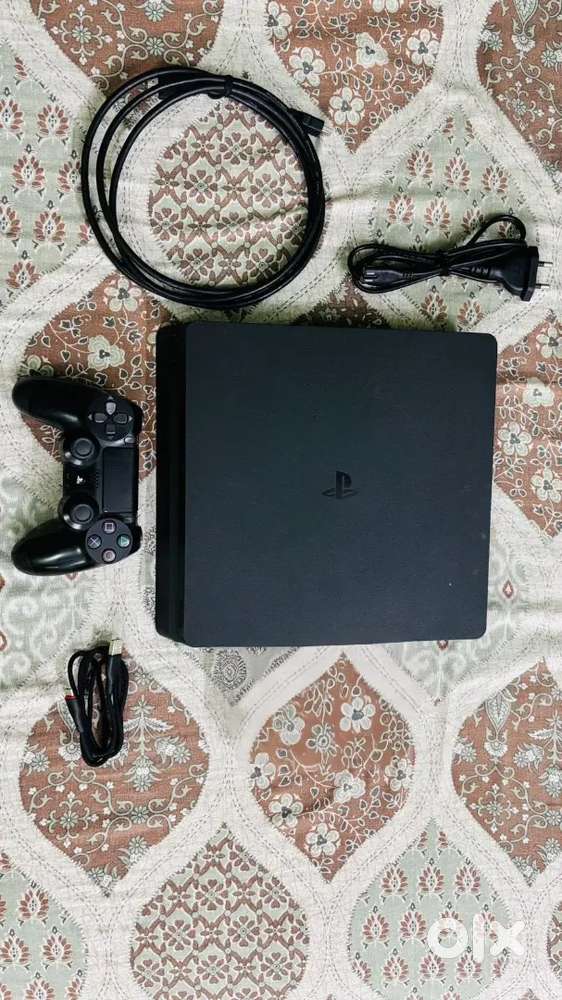 Ps 4 1 tb in new condition