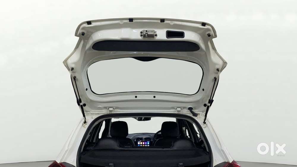 Tata Tiago 1.2 Revotron Xta, 2024, Petrol