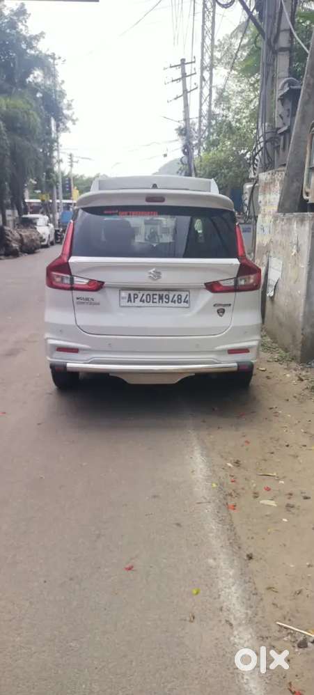 Maruti Suzuki Ertiga 2024 Petrol Manual
