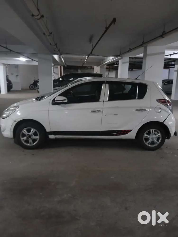 Hyundai I20 Sportz 2011
