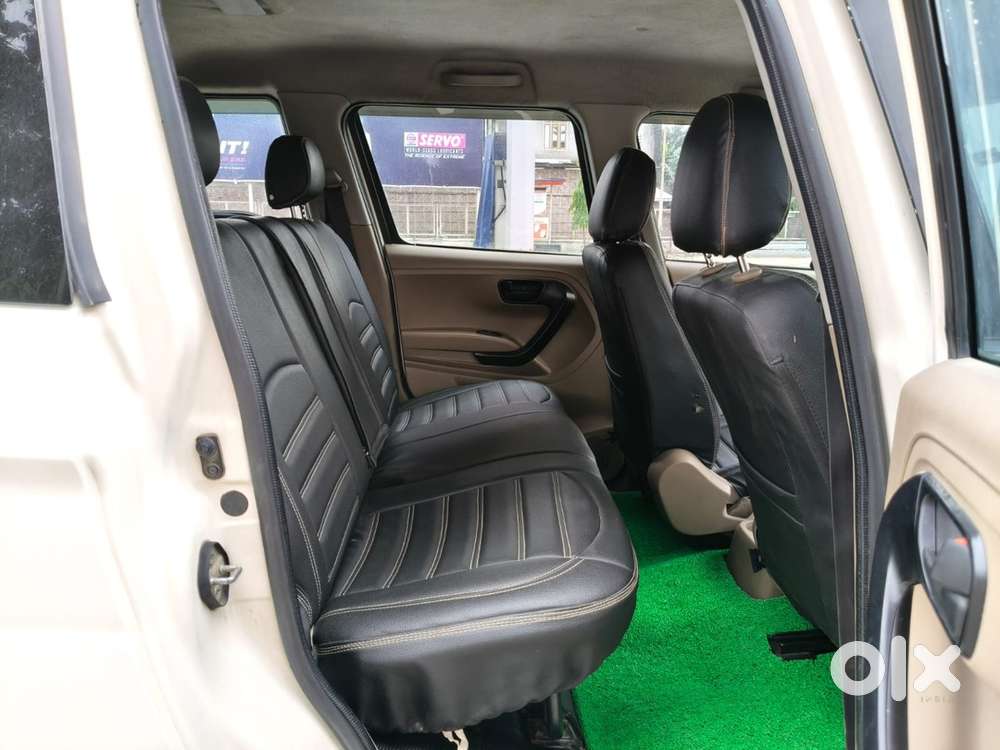 Mahindra Tuv 300 2016