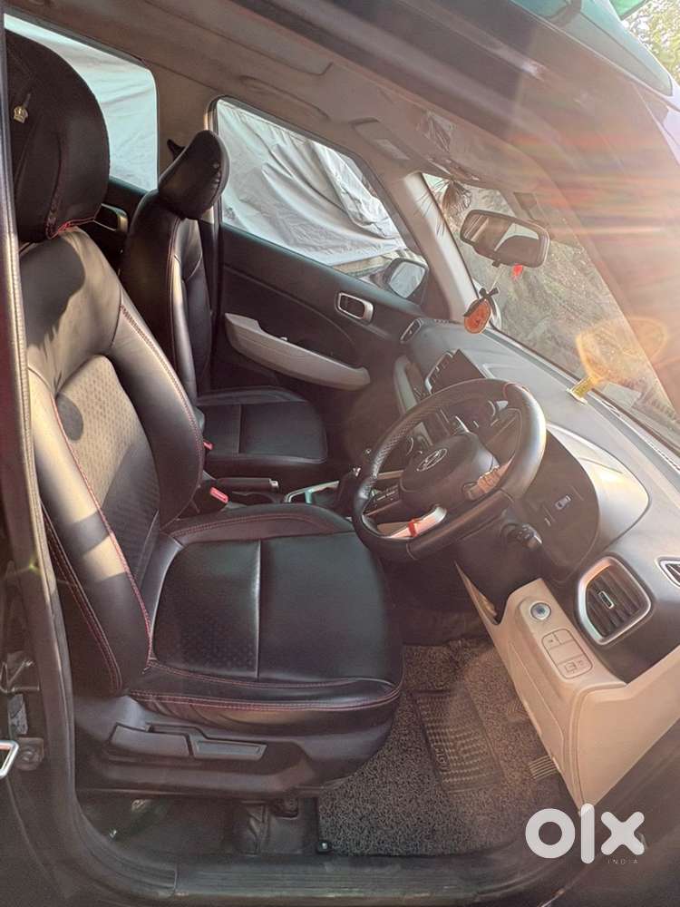 Hyundai Venue Petrol 2022