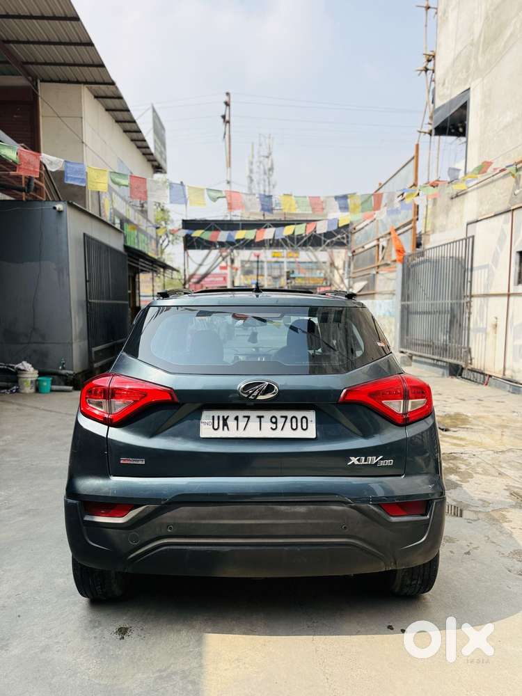 Mahindra Xuv300 W6 Amt Diesel, 2022, Diesel