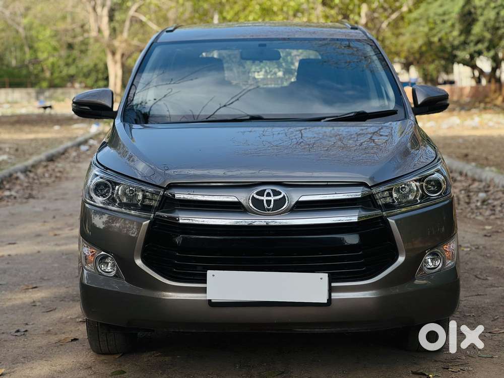 Toyota Innova Crysta 2.7 Vx Mt, 2019, Diesel