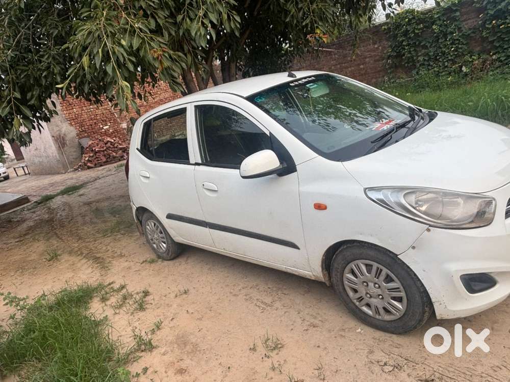 Hyundai I10 Sportz 2011 Car