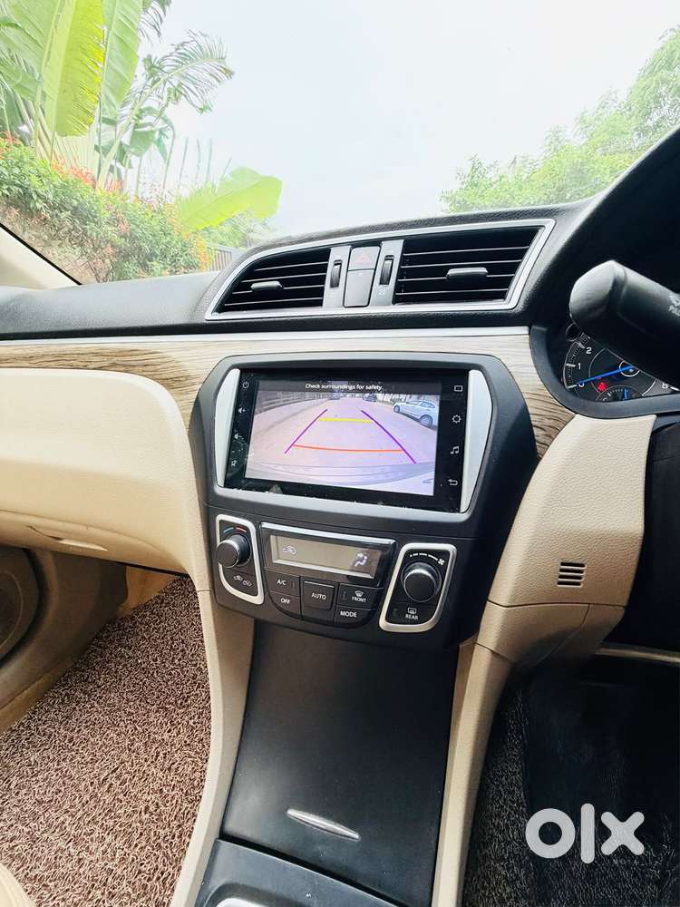Maruti Suzuki Ciaz 1.3 Alpha Shvs Mt, 2021, Petrol