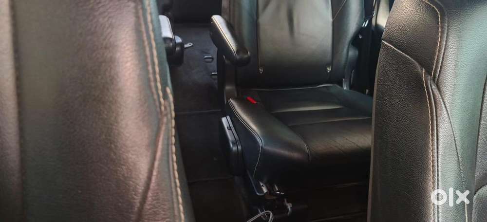 Toyota Innova Crysta 2022 Diesel Well Maintained