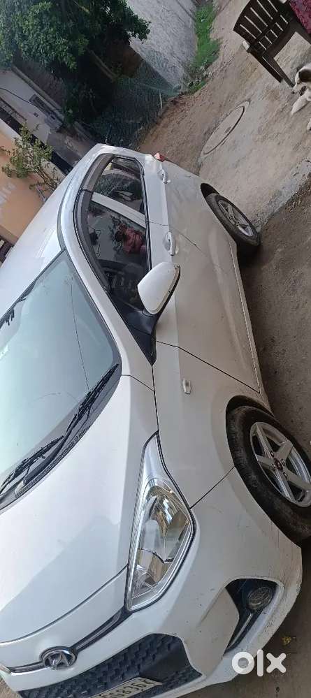 Hyundai Grand I10 2017 Diesel 94000 Km Driven