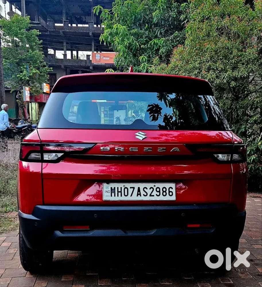 For Sale: Maruti Brezza 1.5 Lxi 2024 (feb 2025 Regd) - Like Brand New!