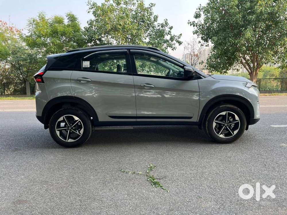 Tata Nexon Fearless Plus 1.2 Revotron Petrol 6 Mt, 2025, Petrol