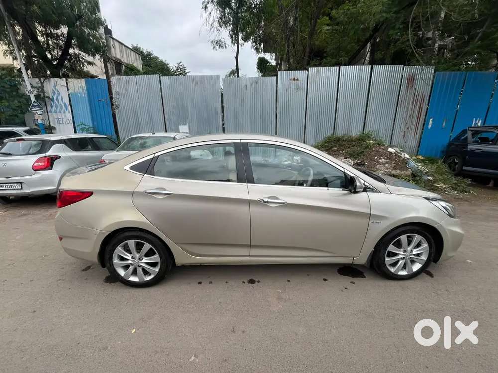 Hyundai Verna 2012