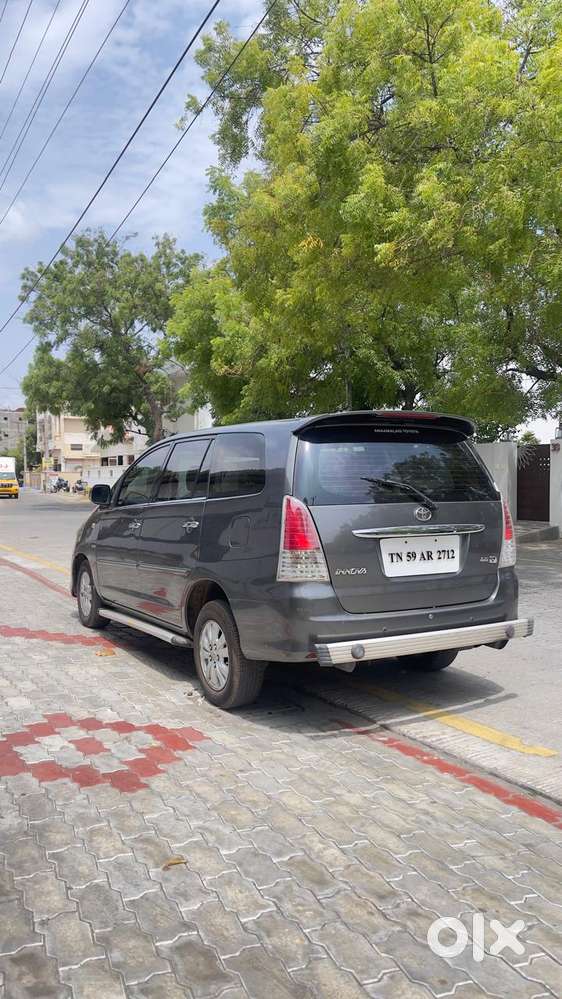 Toyota Innova [ ] 2.5 V Diesel 7 Str, 2011, Diesel
