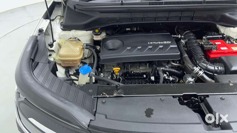Kia Carens 1.4 Luxury Plus 6 Str, 2022, Petrol