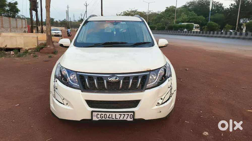 Mahindra Xuv500 2016 Diesel 92635 Km Driven