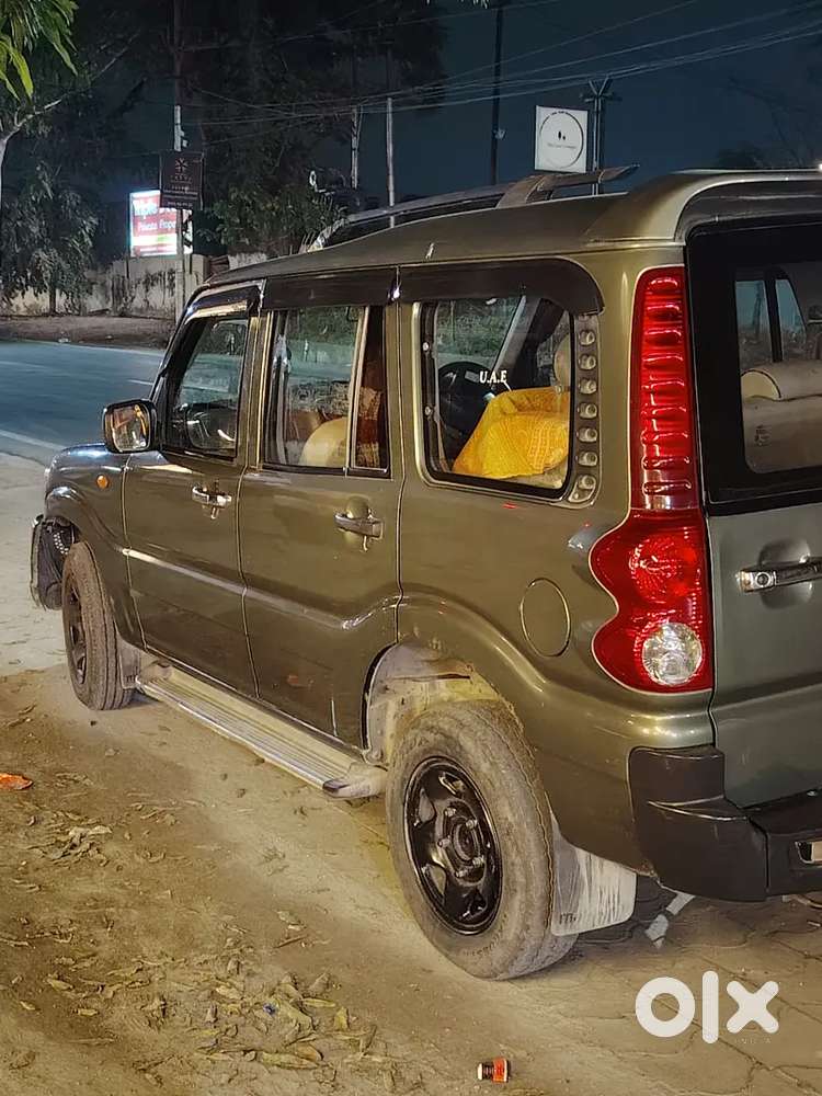 Mahindra Scorpio Classic 2012 Diesel 150000 Km Driven