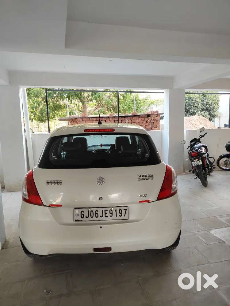 Maruti Suzuki Swift Vxi 2015 (petrol + Cng)  Very Well Maintained