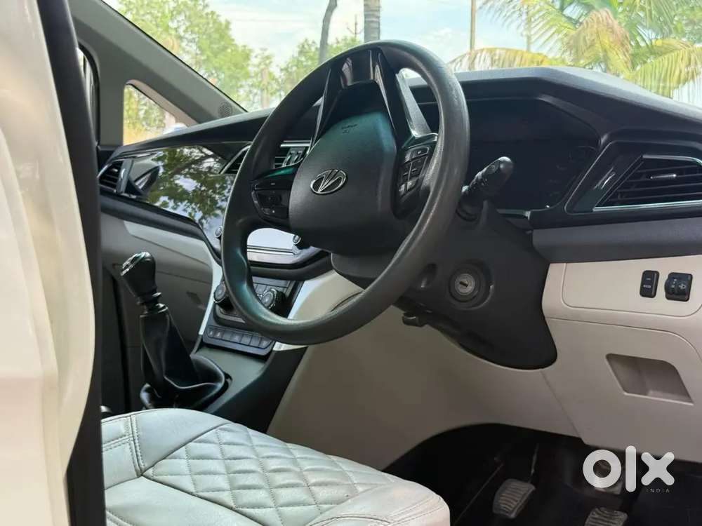 Mahindra Marazzo 2019 Diesel 86400 Km Driven