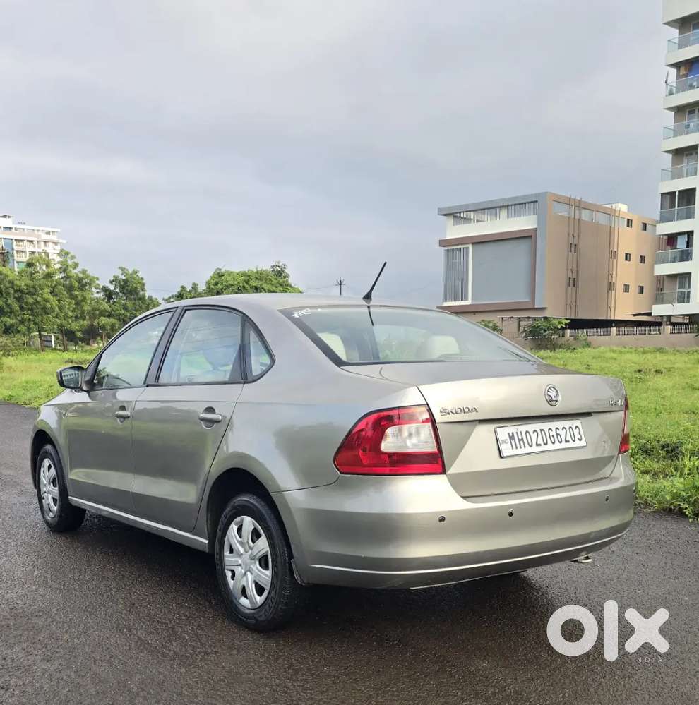 Skoda Rapid 1.6 Mpi Ambition Plus