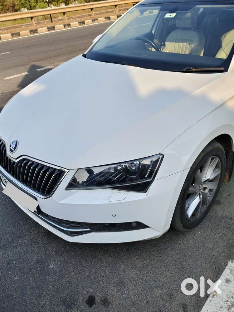 Skoda Superb 2016 Diesel Well Maintained